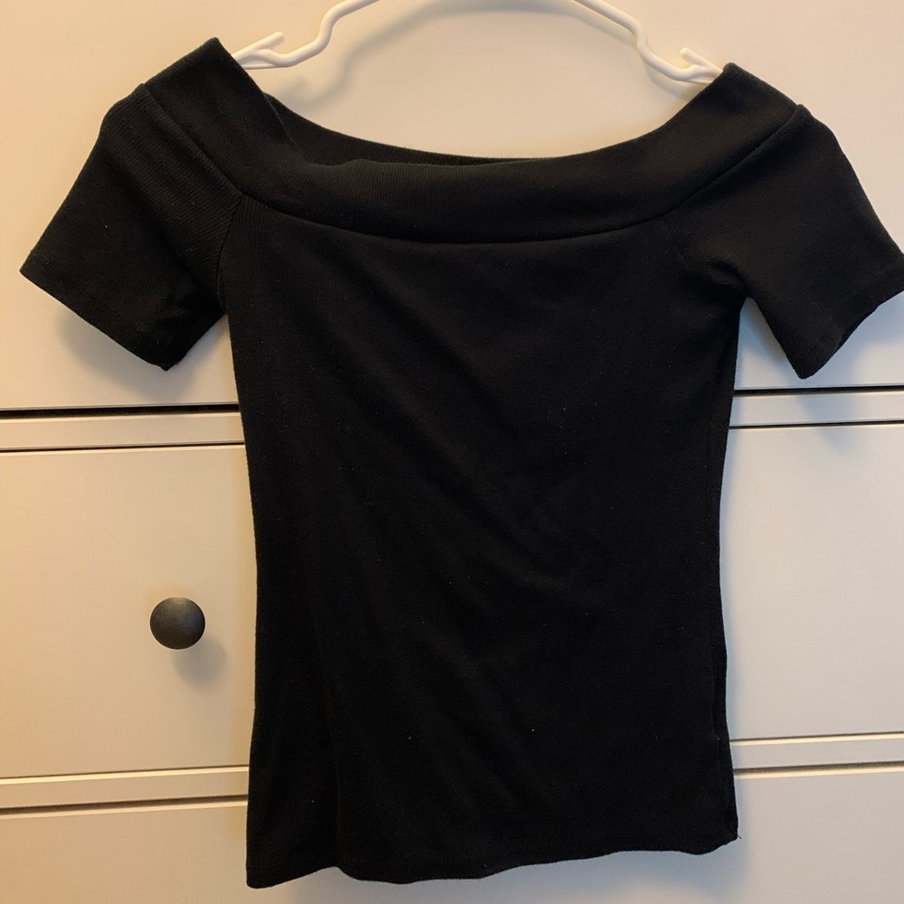 off the shoulder t-shirt